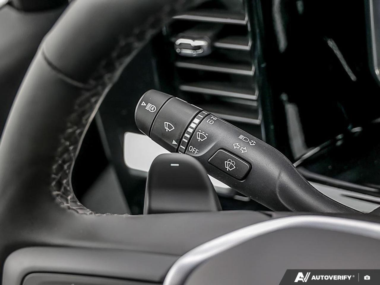 2026 GMC Sierra 1500 Crew Cab Standard Box 4-Wheel Drive SLT Photo