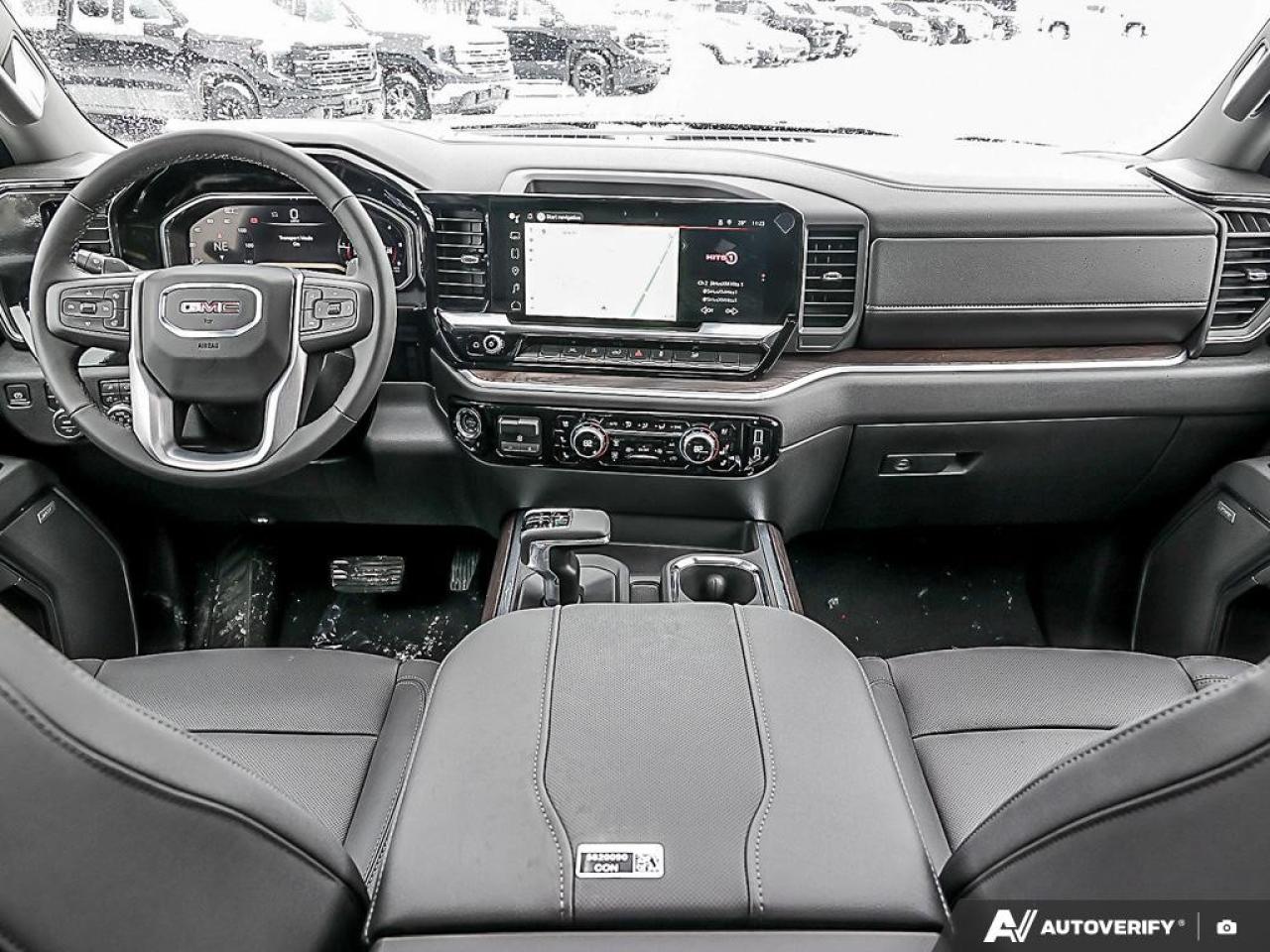 2026 GMC Sierra 1500 Crew Cab Standard Box 4-Wheel Drive SLT Photo