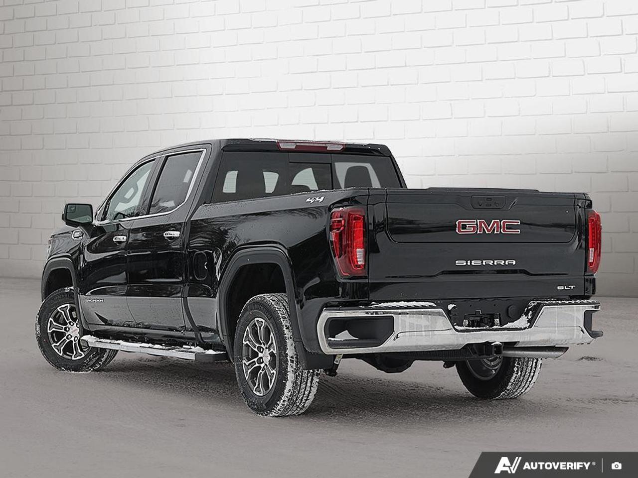 2026 GMC Sierra 1500 Crew Cab Standard Box 4-Wheel Drive SLT Photo2