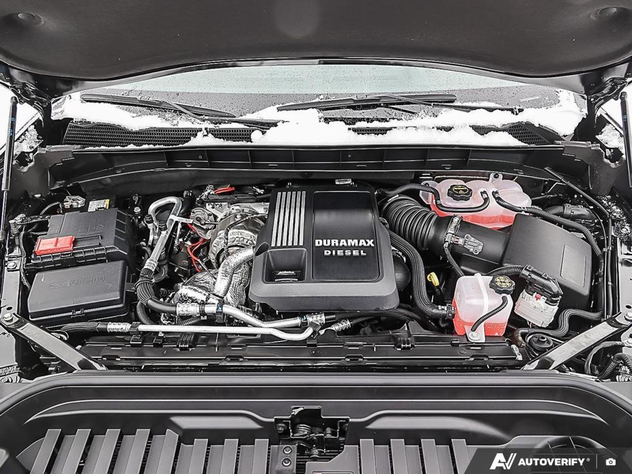 2026 GMC Sierra 1500 Crew Cab Standard Box 4-Wheel Drive SLT Photo