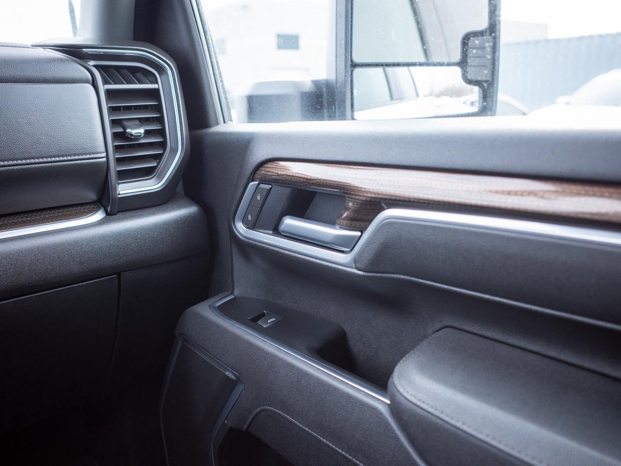 2025 Chevrolet SILVERADO 2500HD LT - Tow Hooks   Back-Up Camera Photo