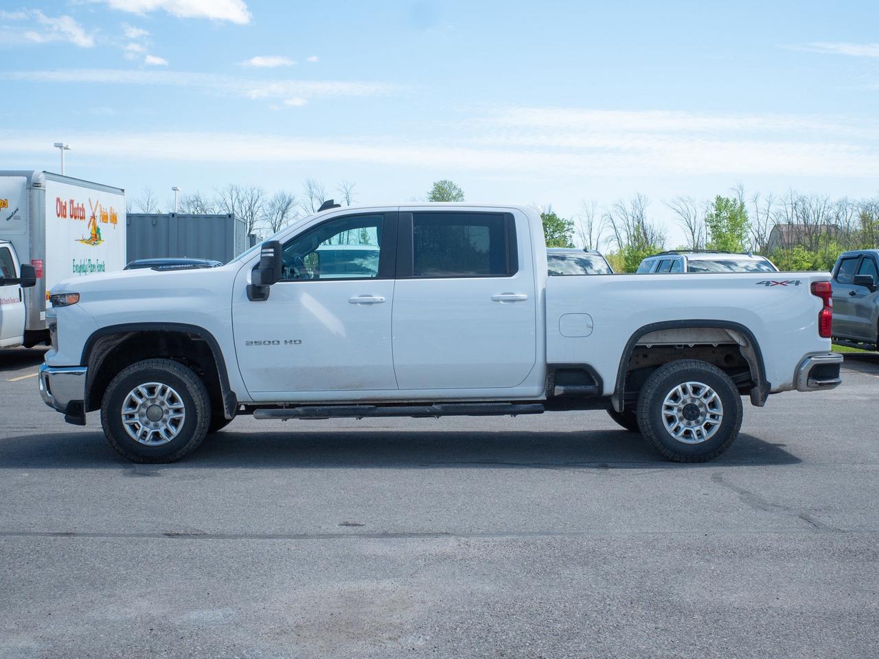 2025 Chevrolet SILVERADO 2500HD LT - Tow Hooks   Back-Up Camera Photo4