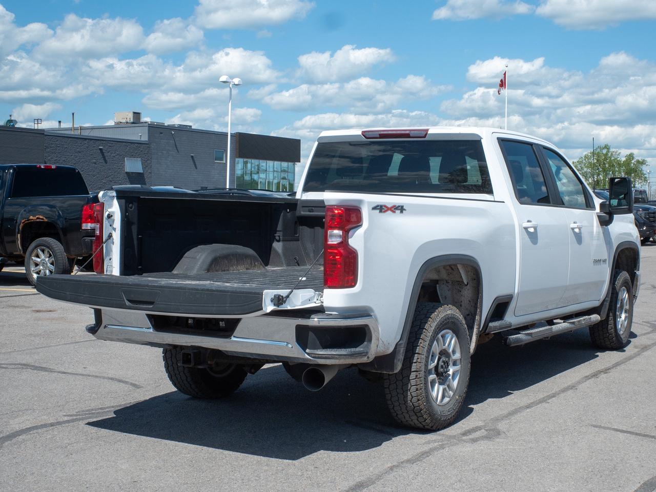 2025 Chevrolet SILVERADO 2500HD LT - Tow Hooks   Back-Up Camera Photo