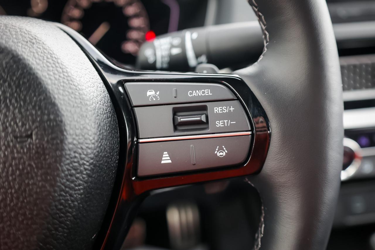 2025 Honda Civic Hybrid Sport 4dr Sedan Photo