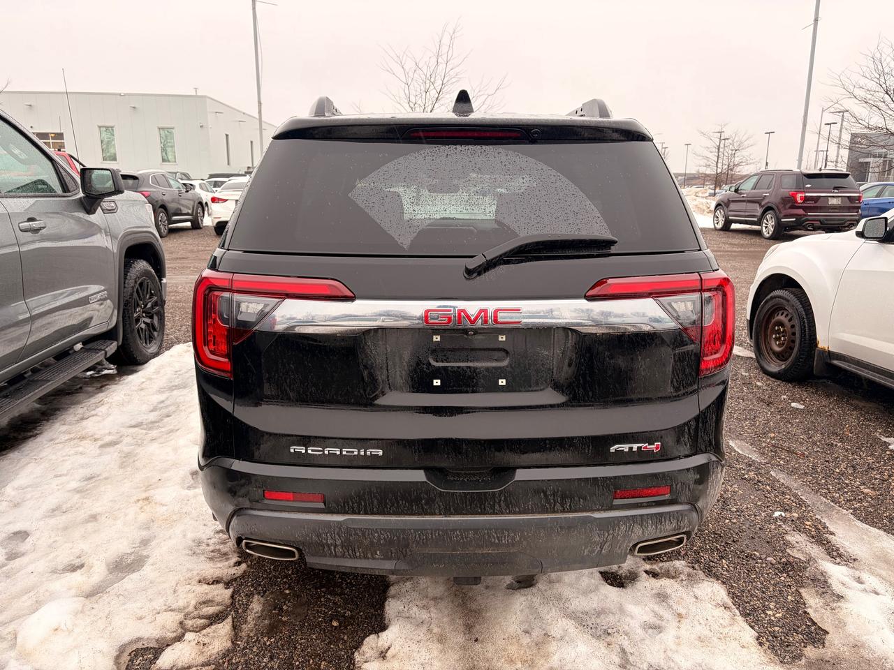 2023 GMC Acadia AT4 All-Wheel Drive Photo4
