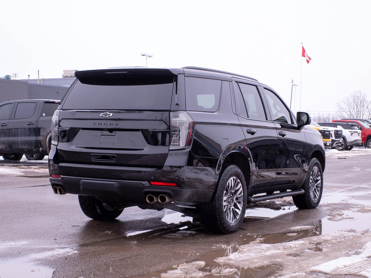 2025 Chevrolet Tahoe Z71 - 17.7-inch Touchscreen Photo