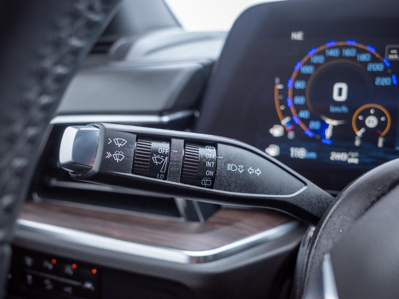 2025 Chevrolet Tahoe Z71 - 17.7-inch Touchscreen Photo