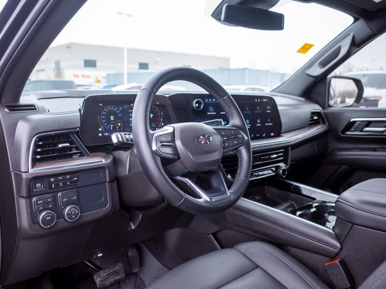 2025 Chevrolet Tahoe Z71 - 17.7-inch Touchscreen Photo