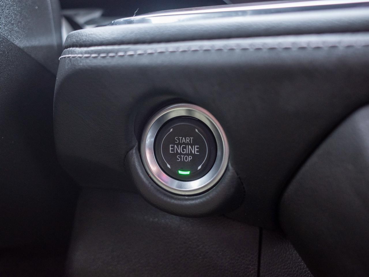 2025 Chevrolet Tahoe Z71 - 17.7-inch Touchscreen Photo