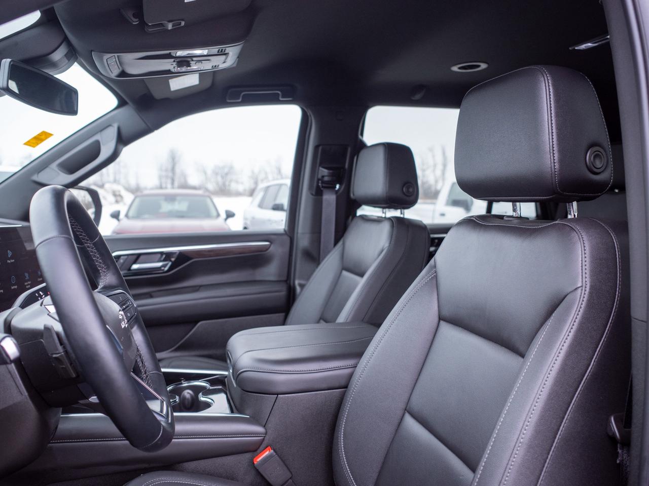 2025 Chevrolet Tahoe Z71 - 17.7-inch Touchscreen Photo