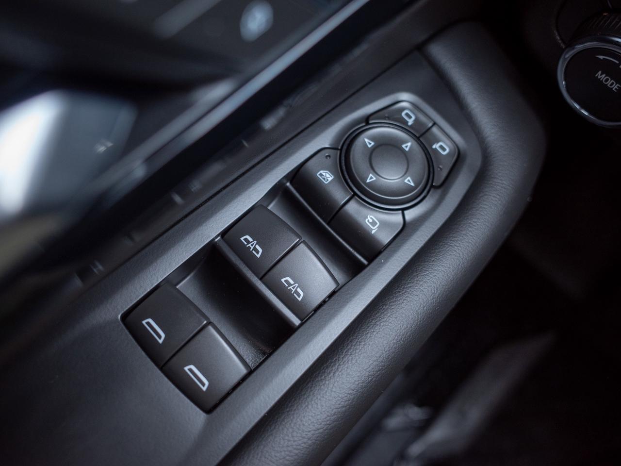 2025 Chevrolet Tahoe Z71 - 17.7-inch Touchscreen Photo