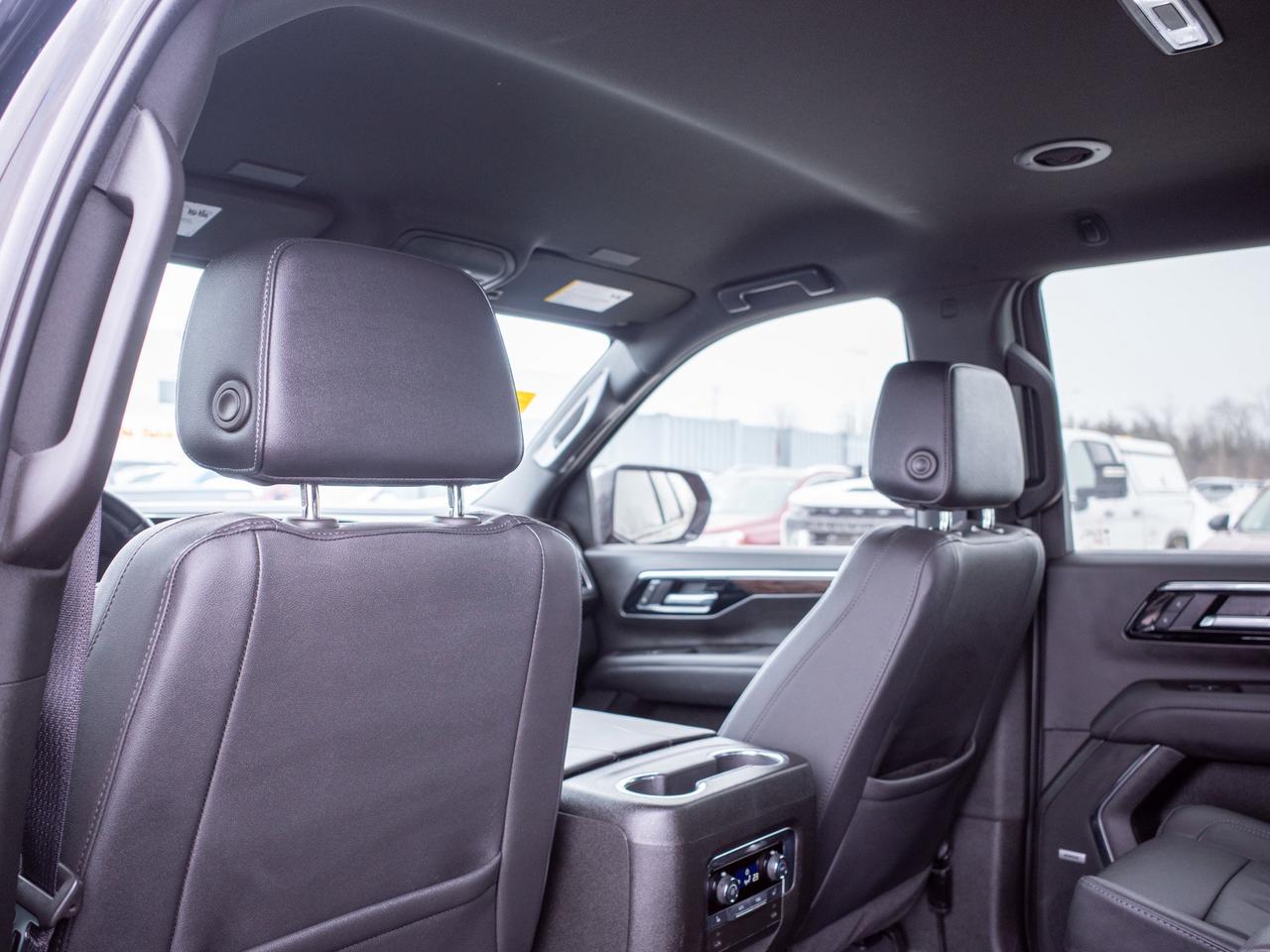 2025 Chevrolet Tahoe Z71 - 17.7-inch Touchscreen Photo