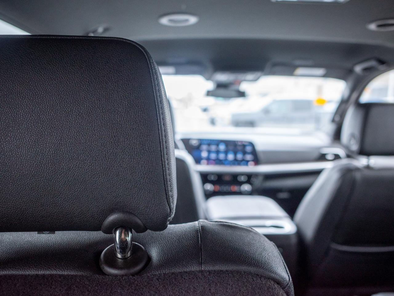 2025 Chevrolet Tahoe Z71 - 17.7-inch Touchscreen Photo