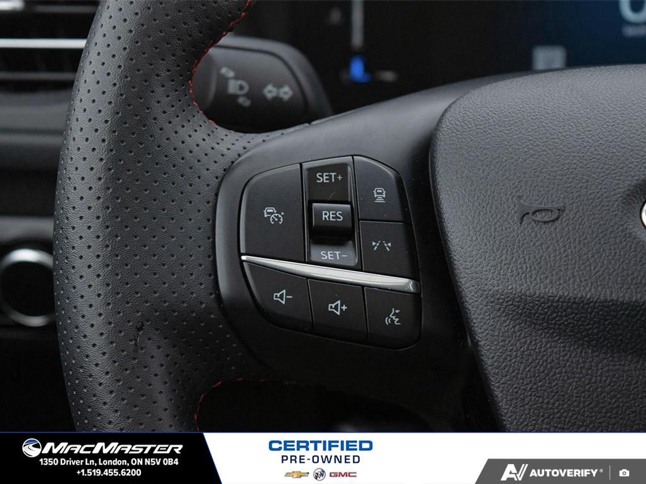 2024 Ford Escape ST-Line 4dr All-Wheel Drive Photo