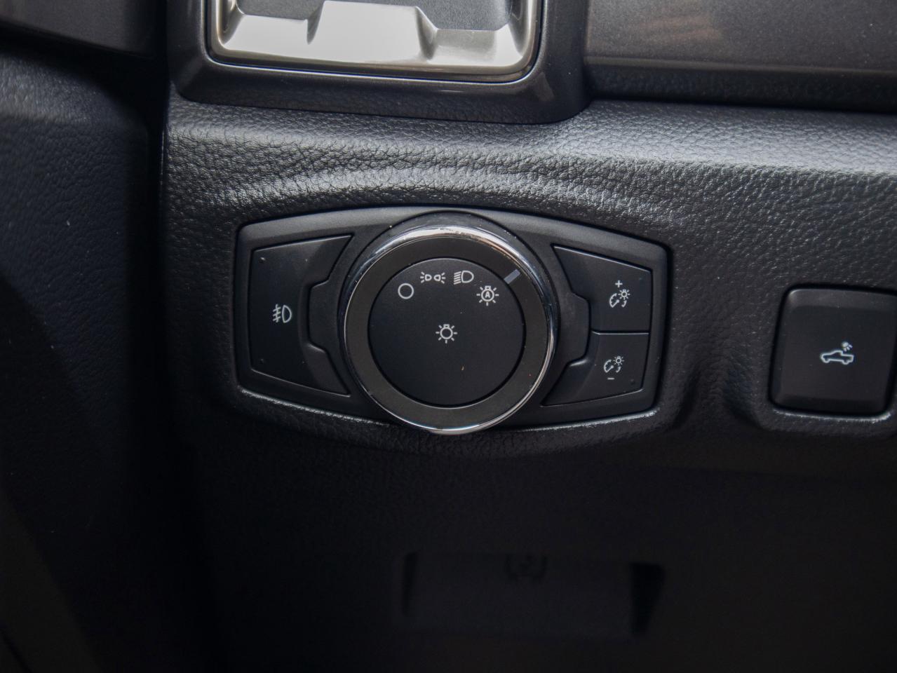 2020 Ford Ranger - Lane Keep Assist   Sliding Rear Window Photo