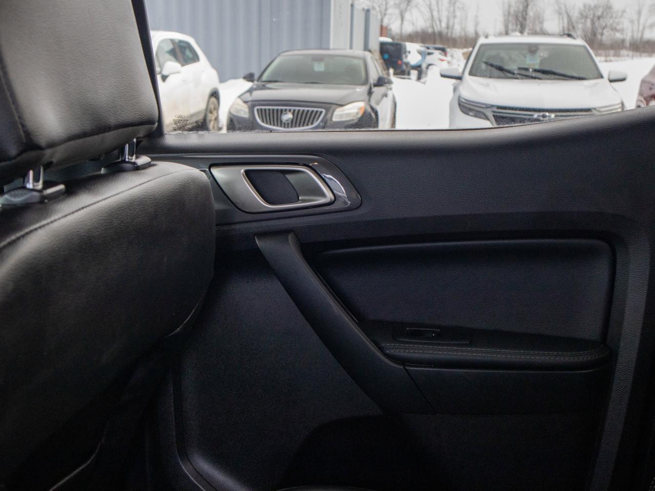 2020 Ford Ranger - Lane Keep Assist   Sliding Rear Window Photo