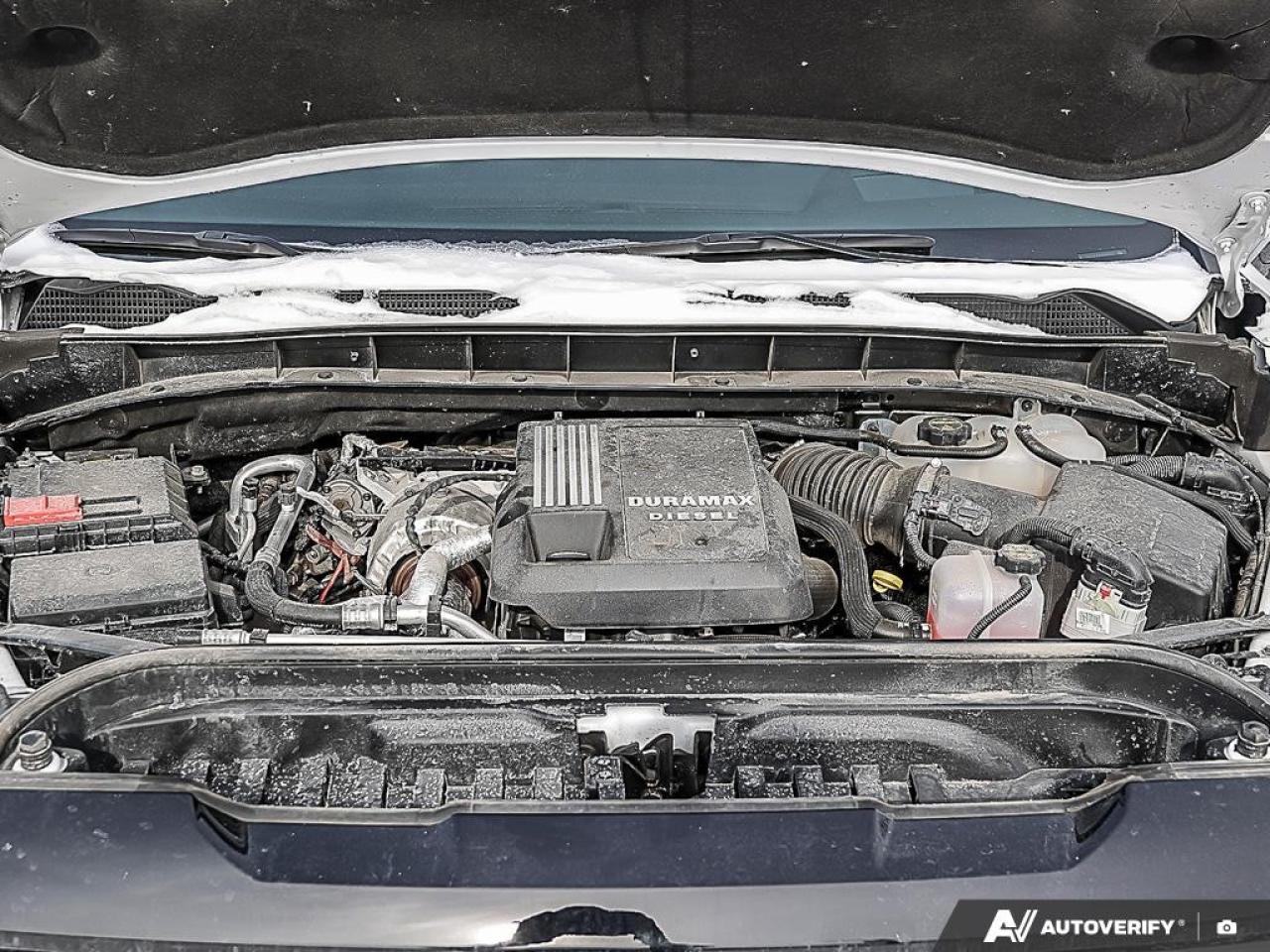 2025 GMC Sierra 1500 Crew Cab Short Box 4-Wheel Drive AT4 Photo