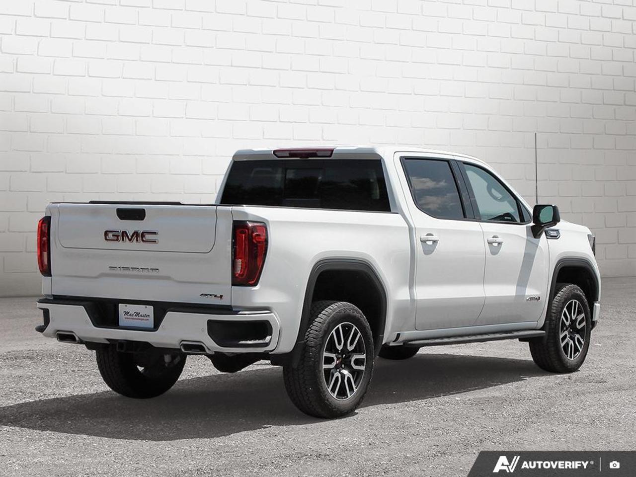 2025 GMC Sierra 1500 Crew Cab Short Box 4-Wheel Drive AT4 Photo4