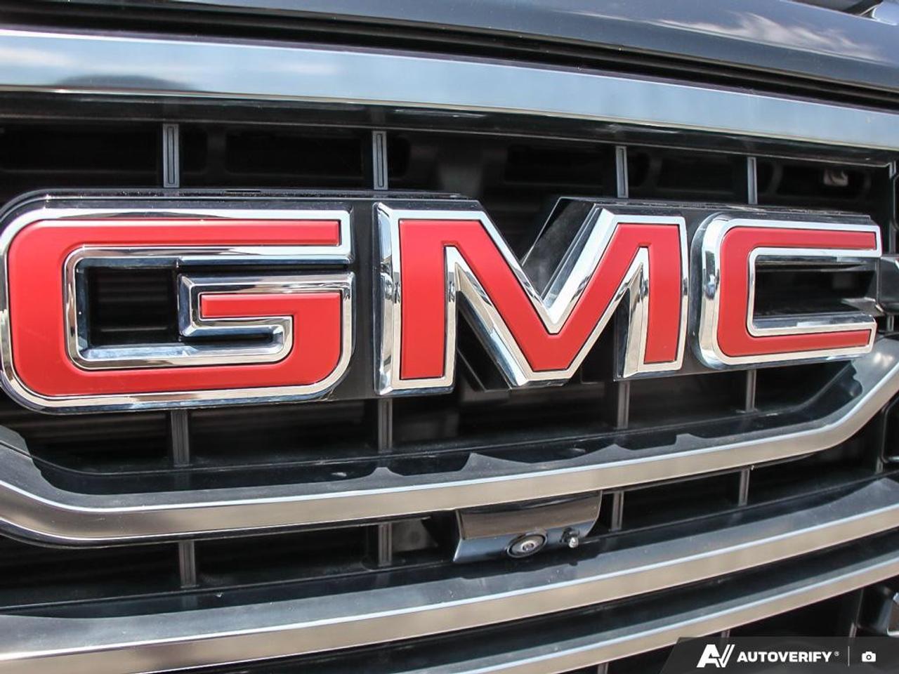 2025 GMC Sierra 1500 Crew Cab Short Box 4-Wheel Drive AT4 Photo