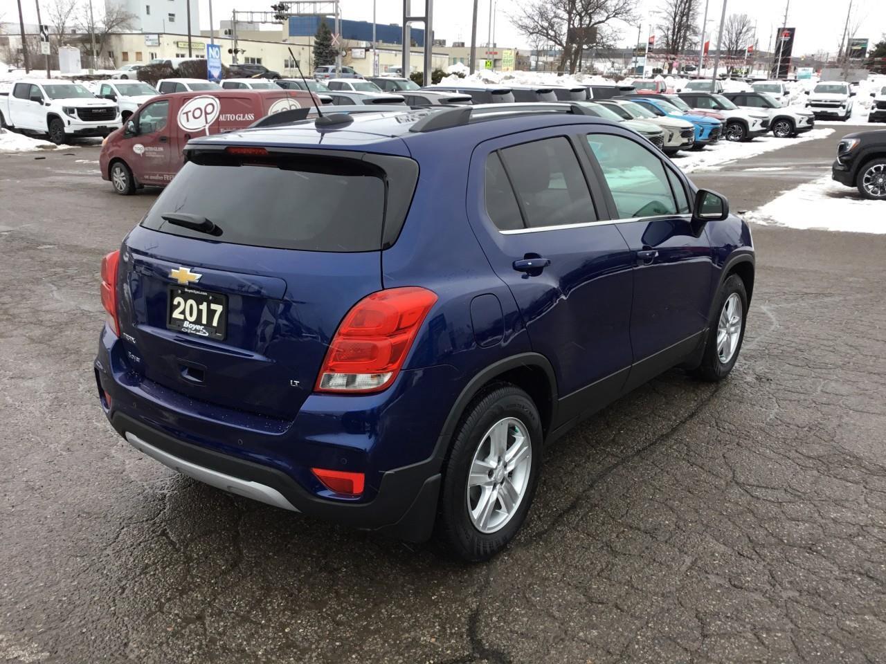 2017 Chevrolet Trax LT Photo4