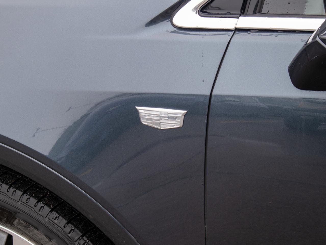 2019 Cadillac XT5 Premium Luxury AWD - LOW KM   Seat Memory Photo