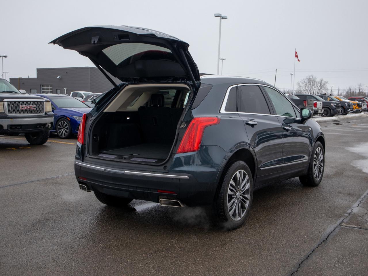 2019 Cadillac XT5 Premium Luxury AWD - LOW KM   Seat Memory Photo