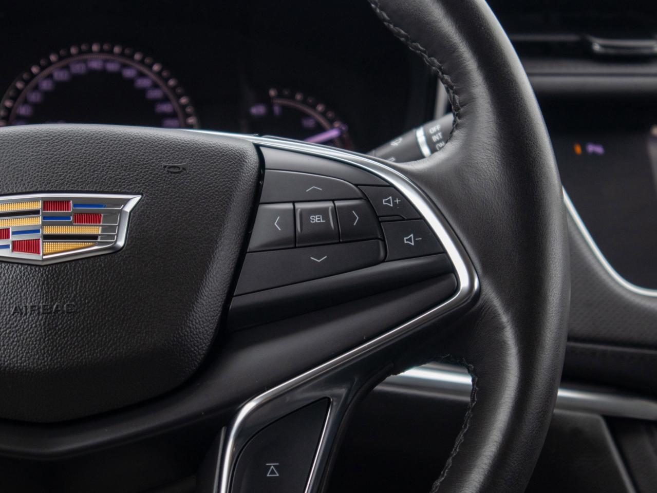 2019 Cadillac XT5 Premium Luxury AWD - LOW KM   Seat Memory Photo