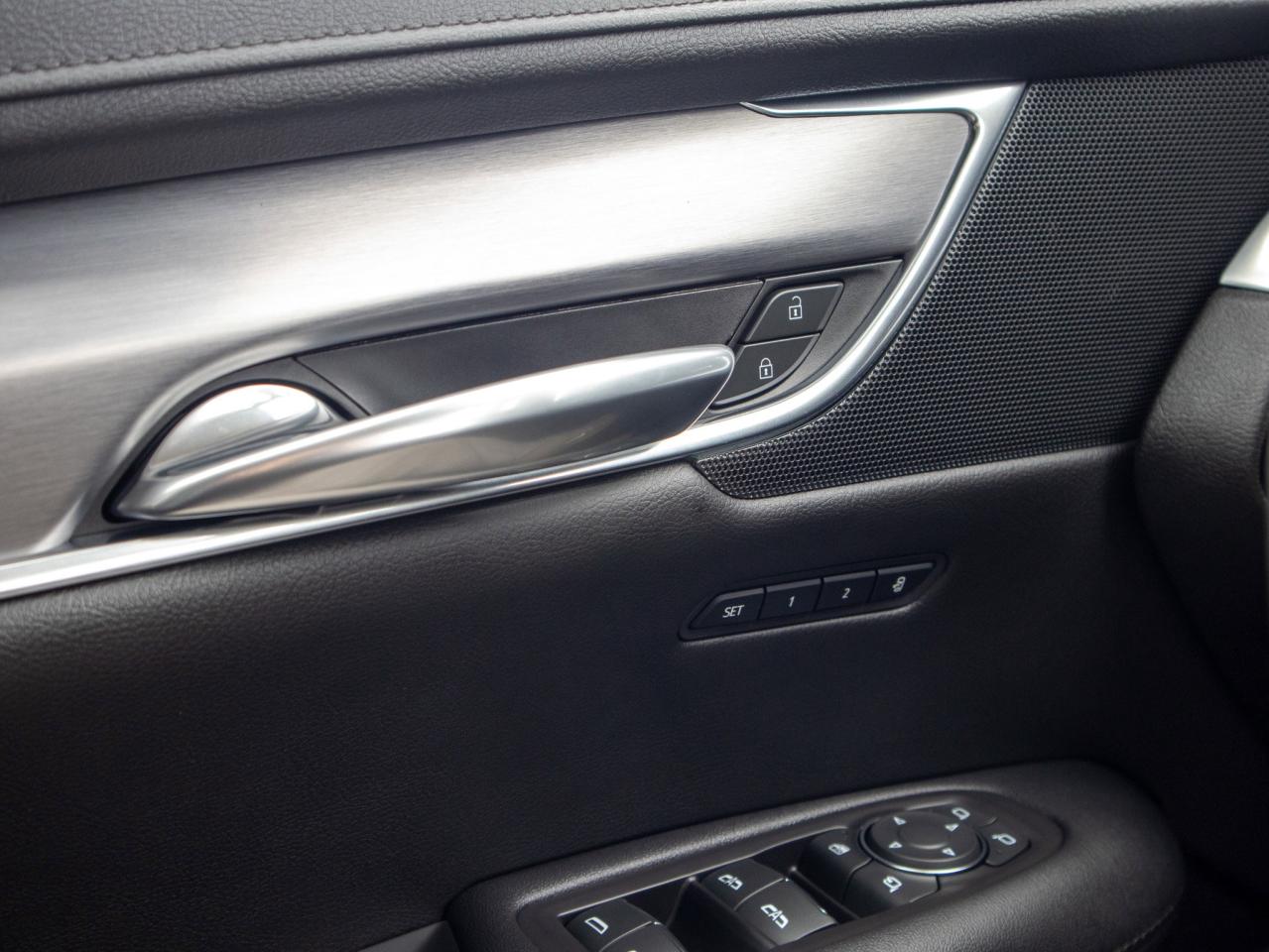 2019 Cadillac XT5 Premium Luxury AWD - LOW KM   Seat Memory Photo