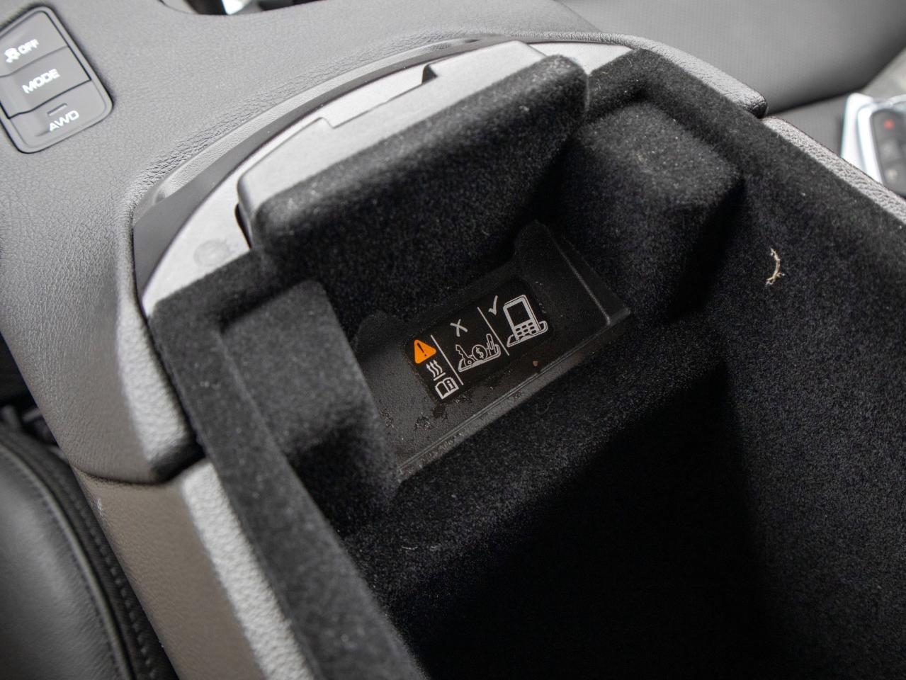 2019 Cadillac XT5 Premium Luxury AWD - LOW KM   Seat Memory Photo