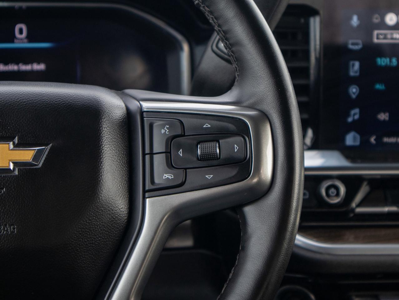 2025 Chevrolet SILVERADO 2500HD LT - Steering Wheel Audio Controls   WiFi Hotspot Photo