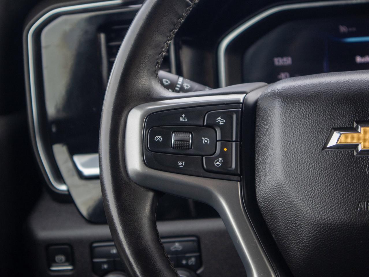 2025 Chevrolet SILVERADO 2500HD LT - Steering Wheel Audio Controls   WiFi Hotspot Photo