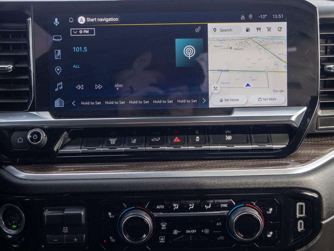 2025 Chevrolet SILVERADO 2500HD LT - Steering Wheel Audio Controls   WiFi Hotspot Photo