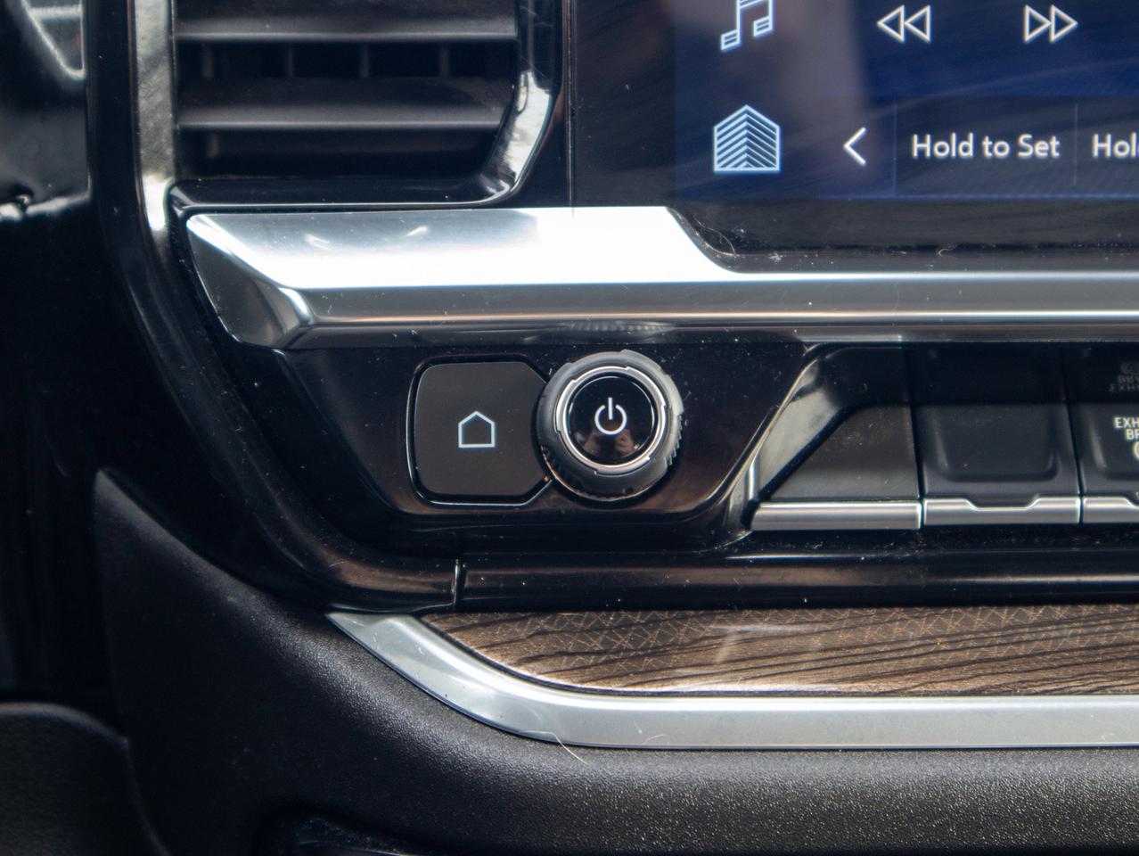 2025 Chevrolet SILVERADO 2500HD LT - Steering Wheel Audio Controls   WiFi Hotspot Photo