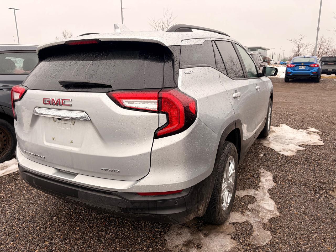2022 GMC Terrain SLE All-wheel Drive Photo