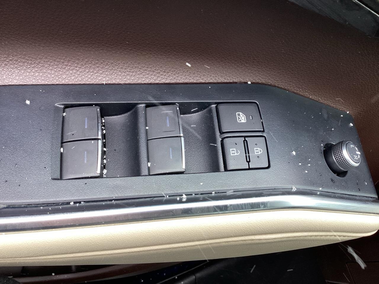 2022 Toyota Highlander HYBRID Limited AWD Photo