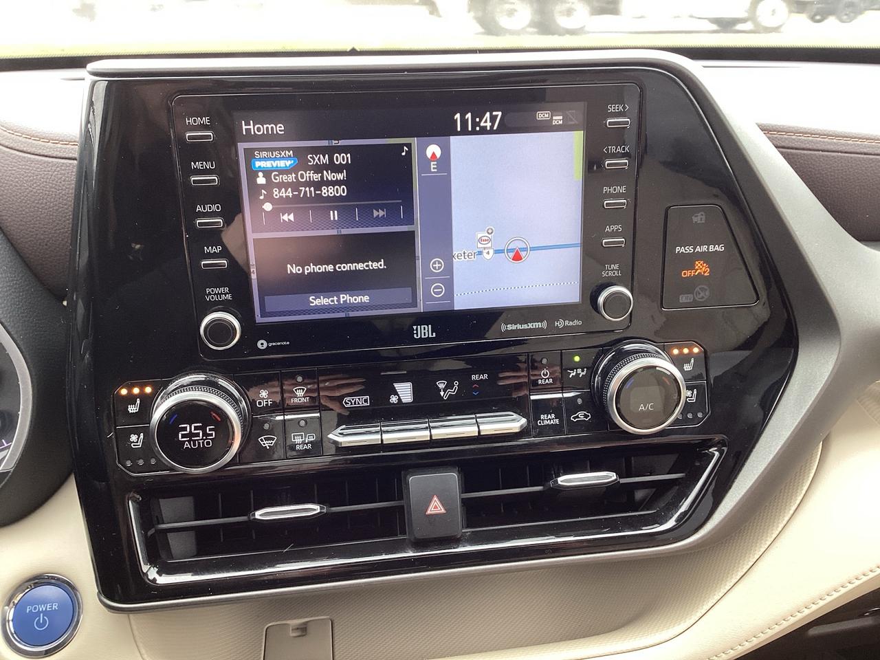 2022 Toyota Highlander HYBRID Limited AWD Photo