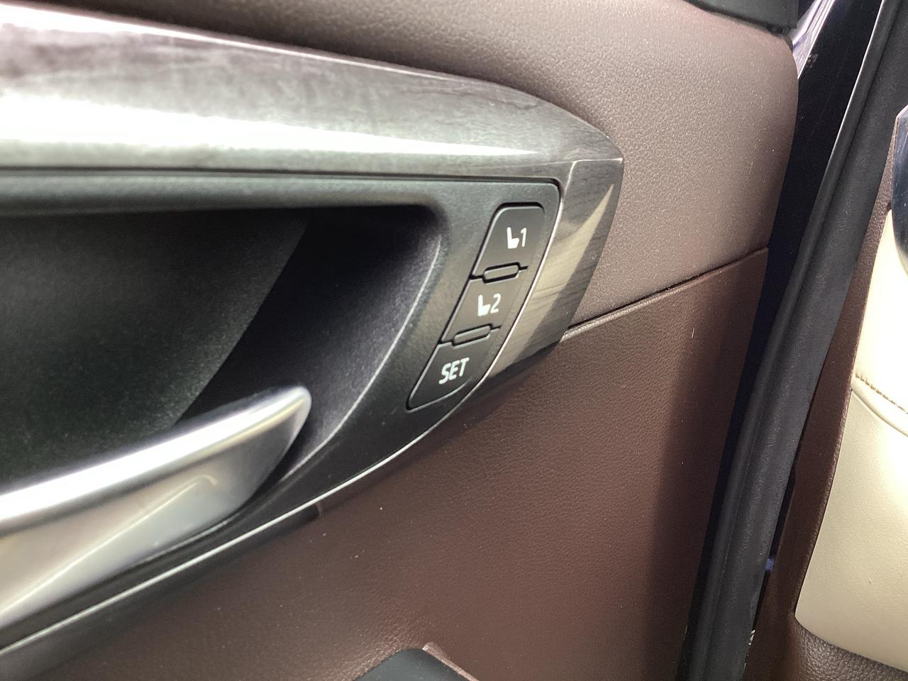 2022 Toyota Highlander HYBRID Limited AWD Photo