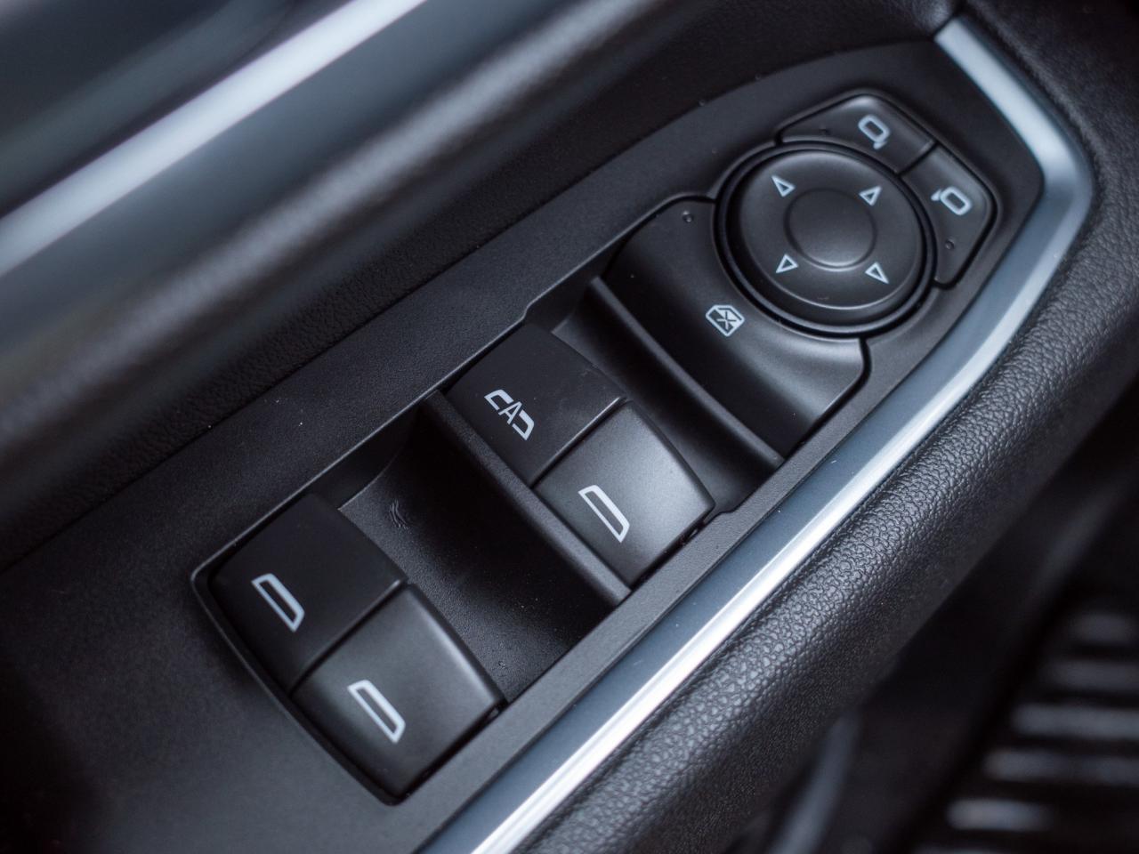 2025 Chevrolet SILVERADO 2500HD LT - WiFi Hotspot   All-Season Tires Photo