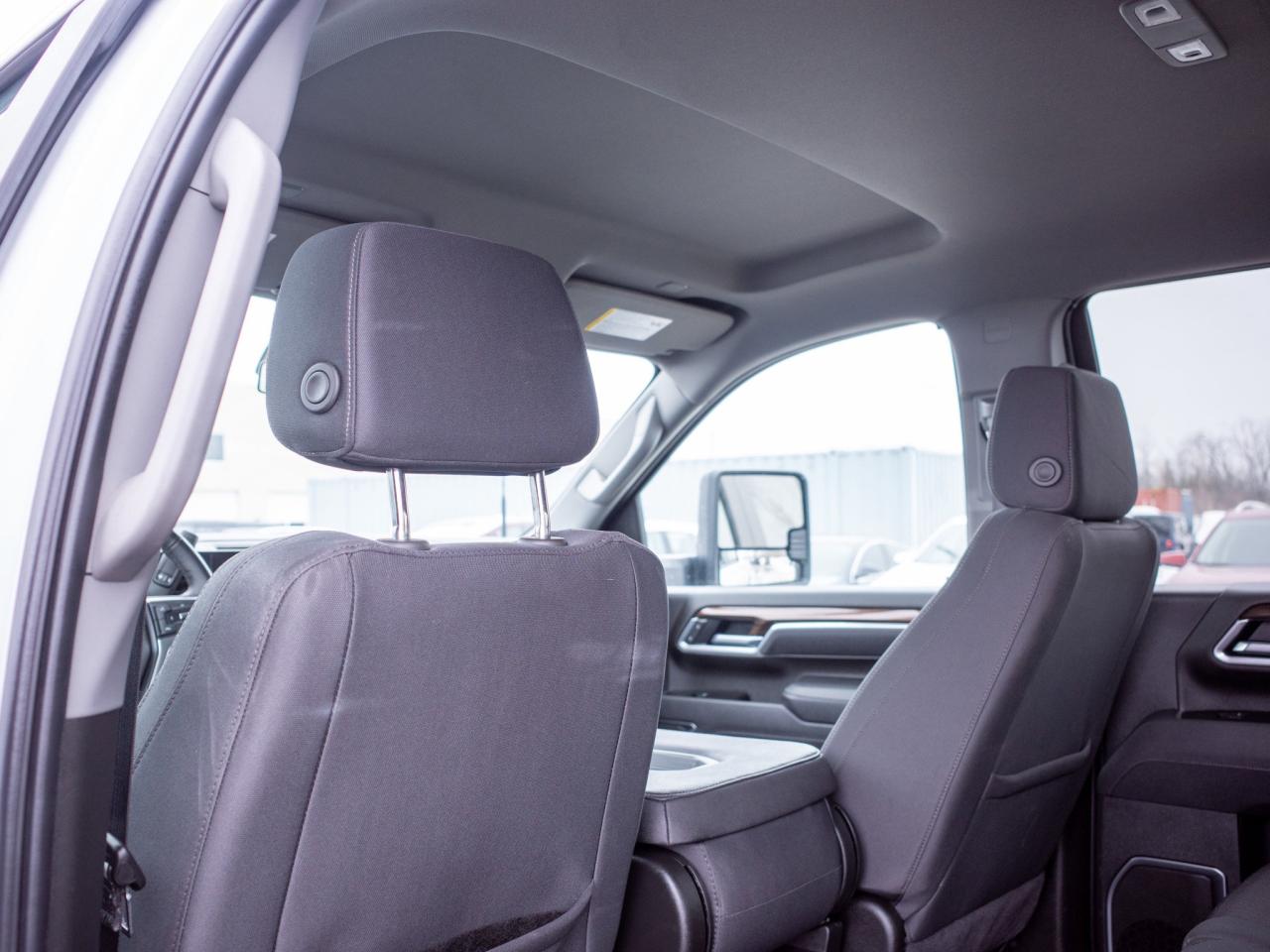 2025 Chevrolet SILVERADO 2500HD LT - WiFi Hotspot   All-Season Tires Photo