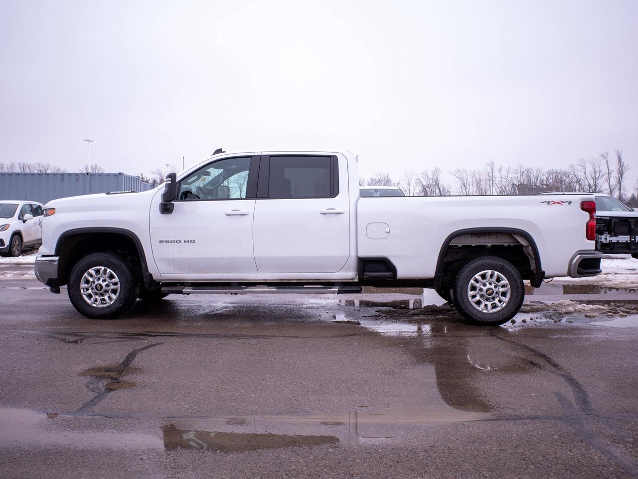 2025 Chevrolet SILVERADO 2500HD LT - WiFi Hotspot   All-Season Tires Photo