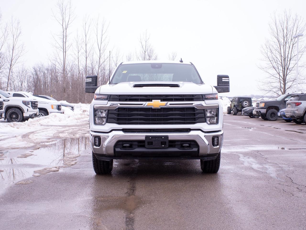 2025 Chevrolet SILVERADO 2500HD LT - WiFi Hotspot   All-Season Tires Photo