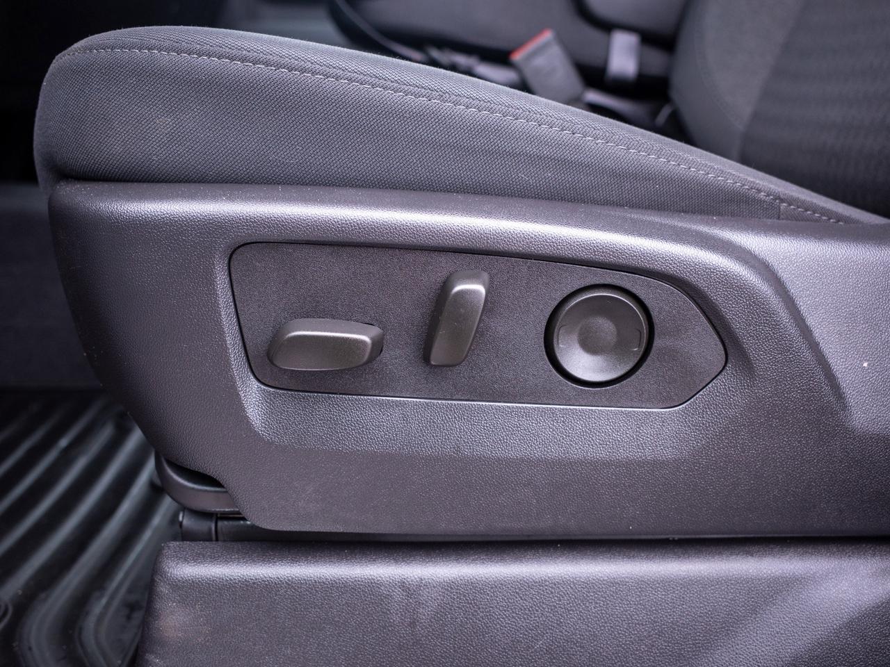 2025 Chevrolet SILVERADO 2500HD LT - WiFi Hotspot   All-Season Tires Photo