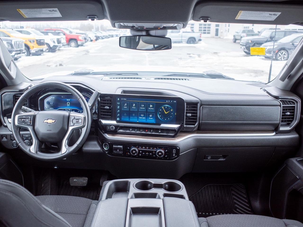 2025 Chevrolet SILVERADO 2500HD LT - WiFi Hotspot   All-Season Tires Photo
