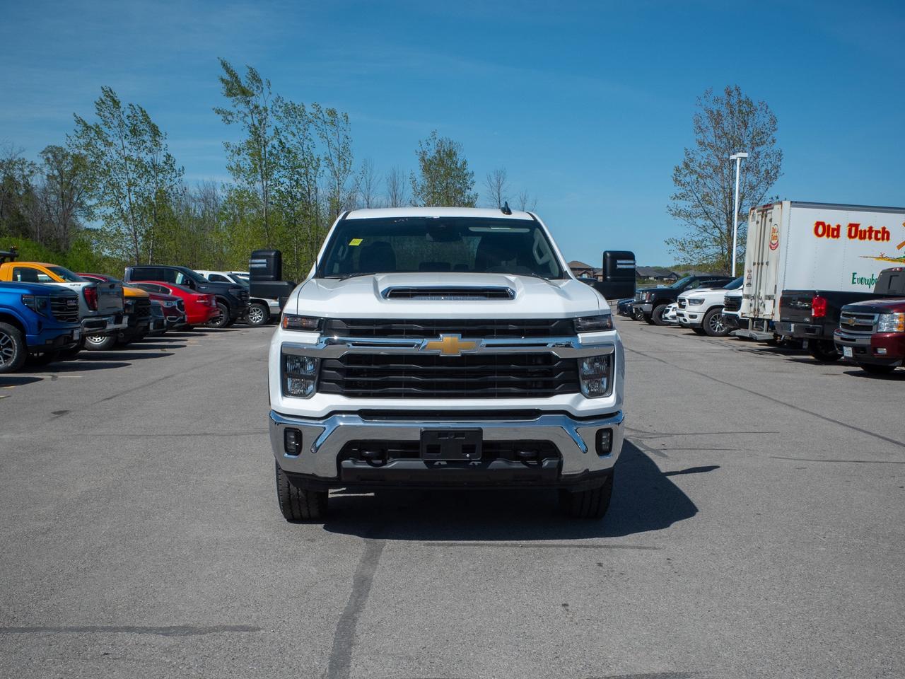 2025 Chevrolet SILVERADO 2500HD LT - WiFi Hotspot   All-Season Tires Photo