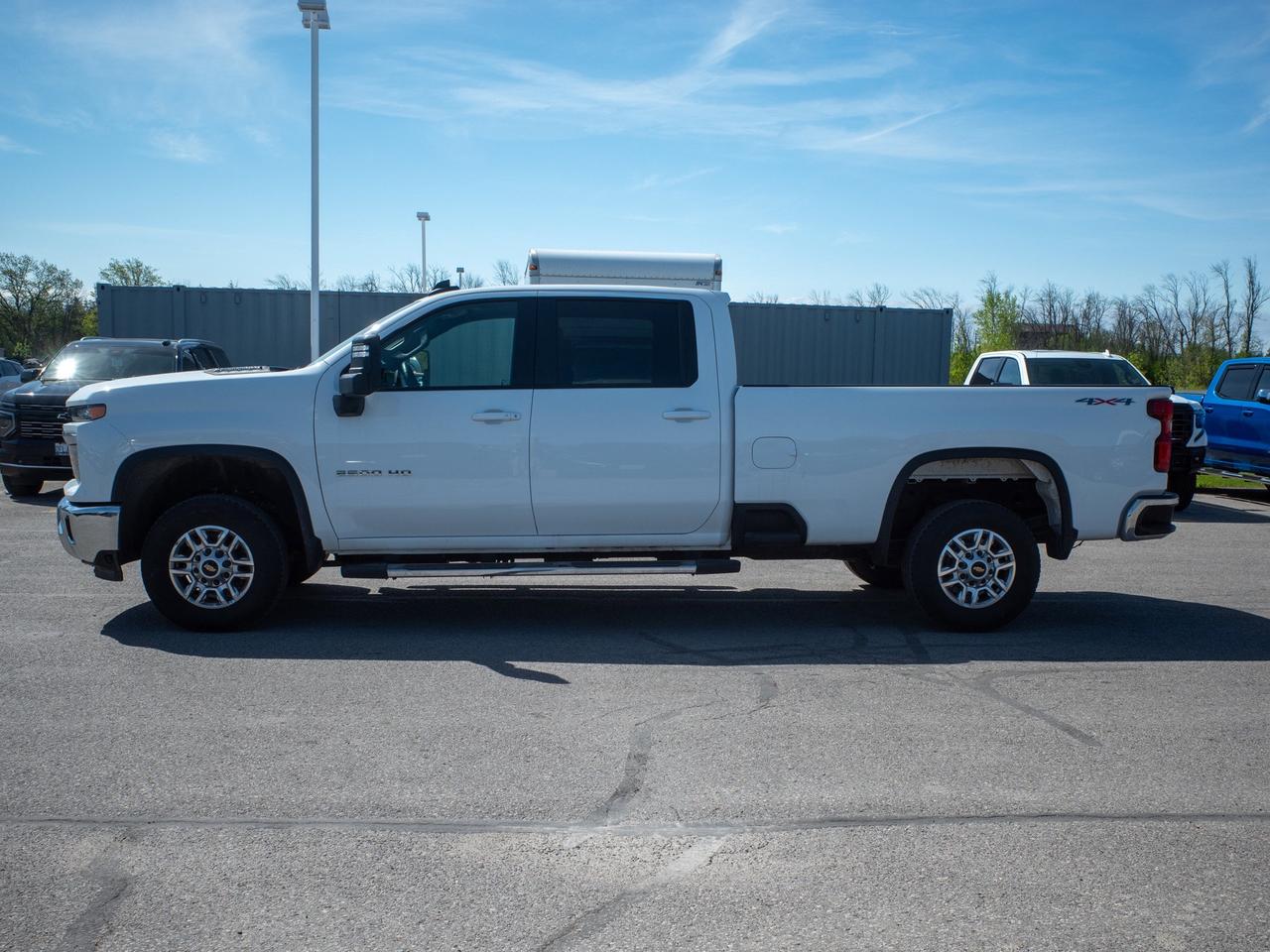 2025 Chevrolet SILVERADO 2500HD LT - WiFi Hotspot   All-Season Tires Photo
