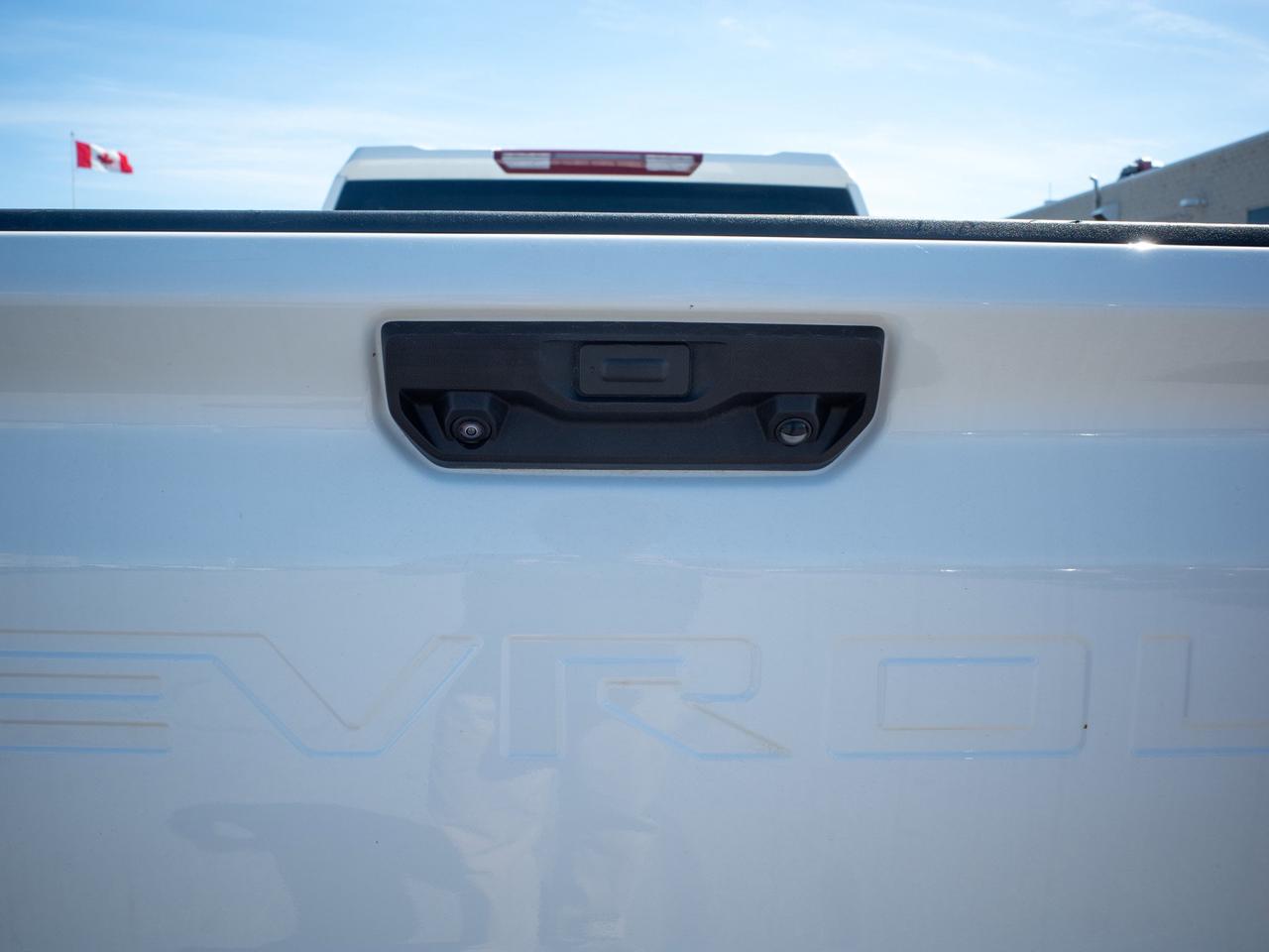 2025 Chevrolet SILVERADO 2500HD LT - WiFi Hotspot   All-Season Tires Photo