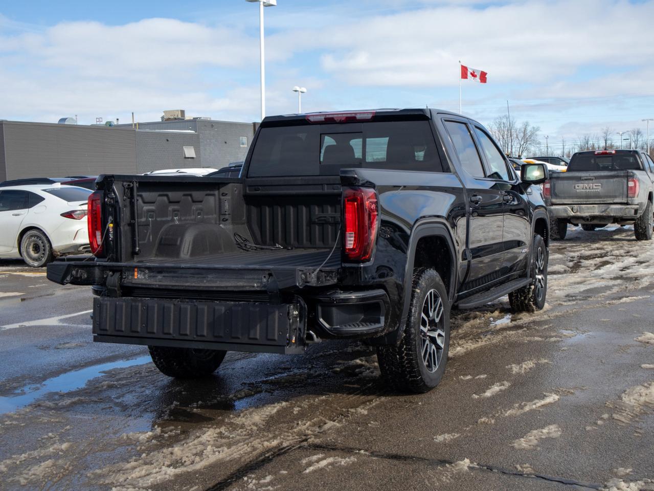 2024 GMC Sierra 1500 AT4 - Heated Mirrors   Leather Seats Photo
