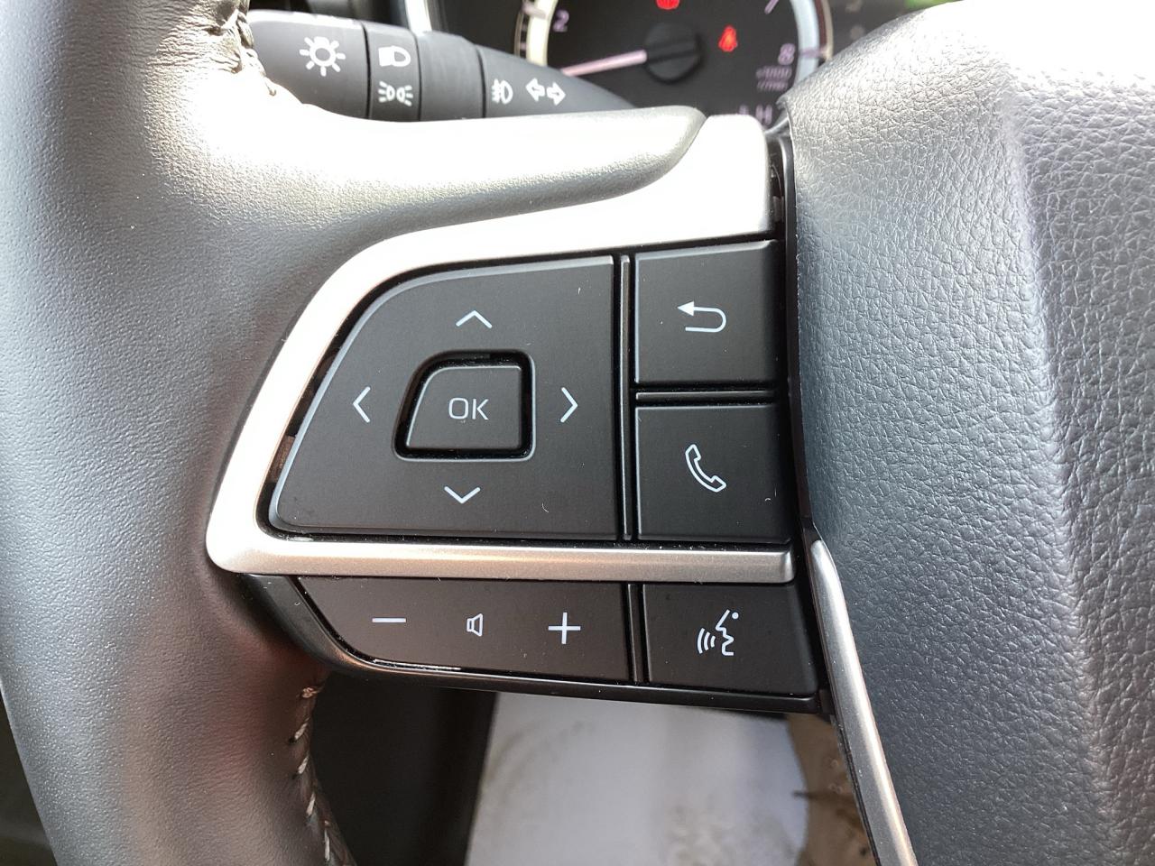 2024 Toyota Highlander XLE AWD Photo