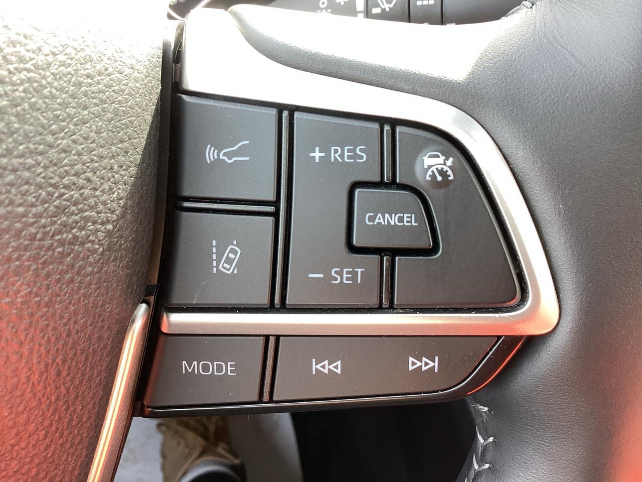2024 Toyota Highlander XLE AWD Photo