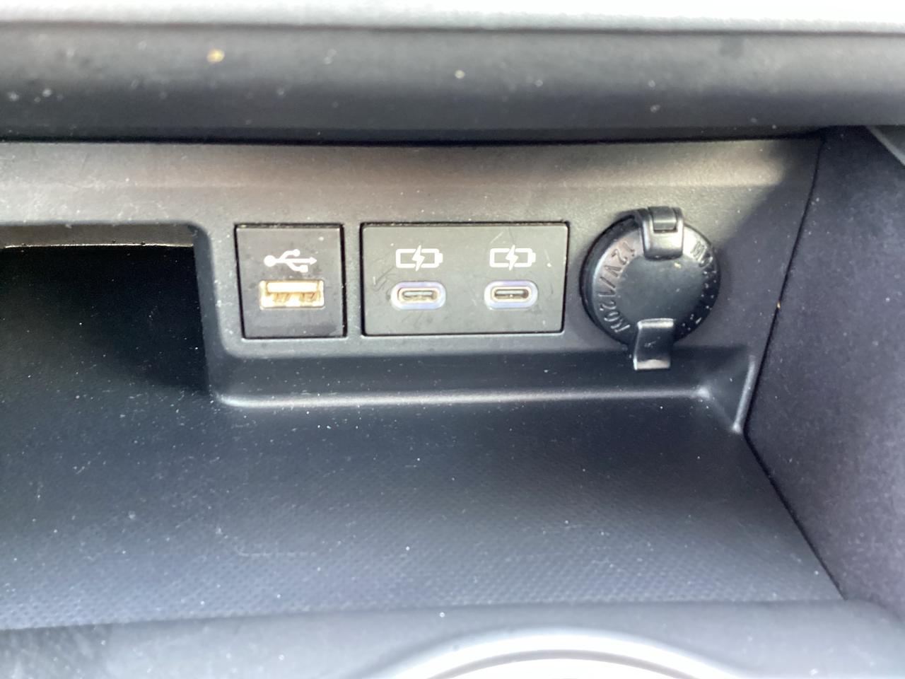 2024 Toyota Highlander XLE AWD Photo